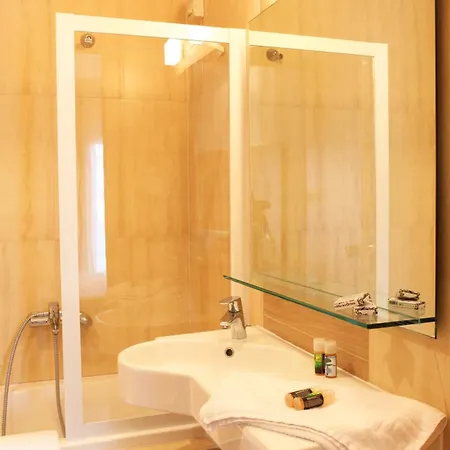 Hotel Alfa 3*