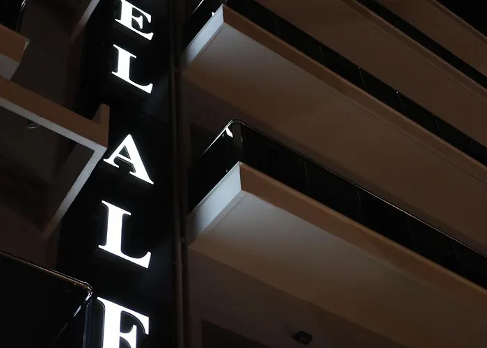 Alfa Hotel 3*